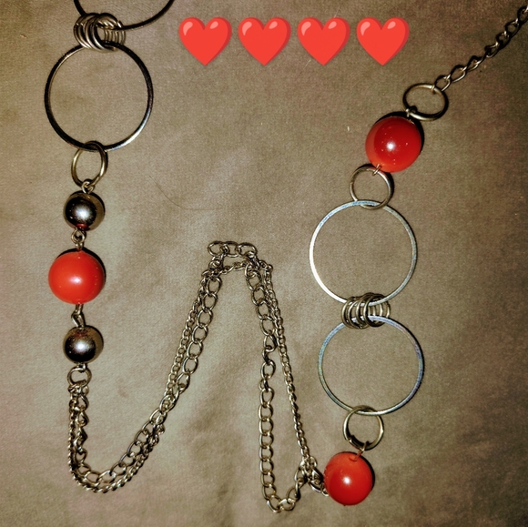 Stylish Necklace - Picture 3 of 3